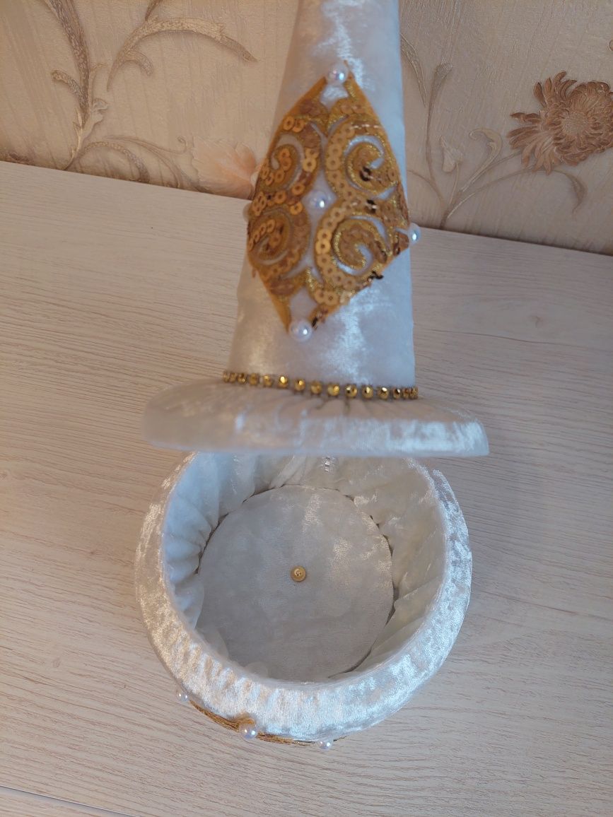 Саукеле для сырга салу