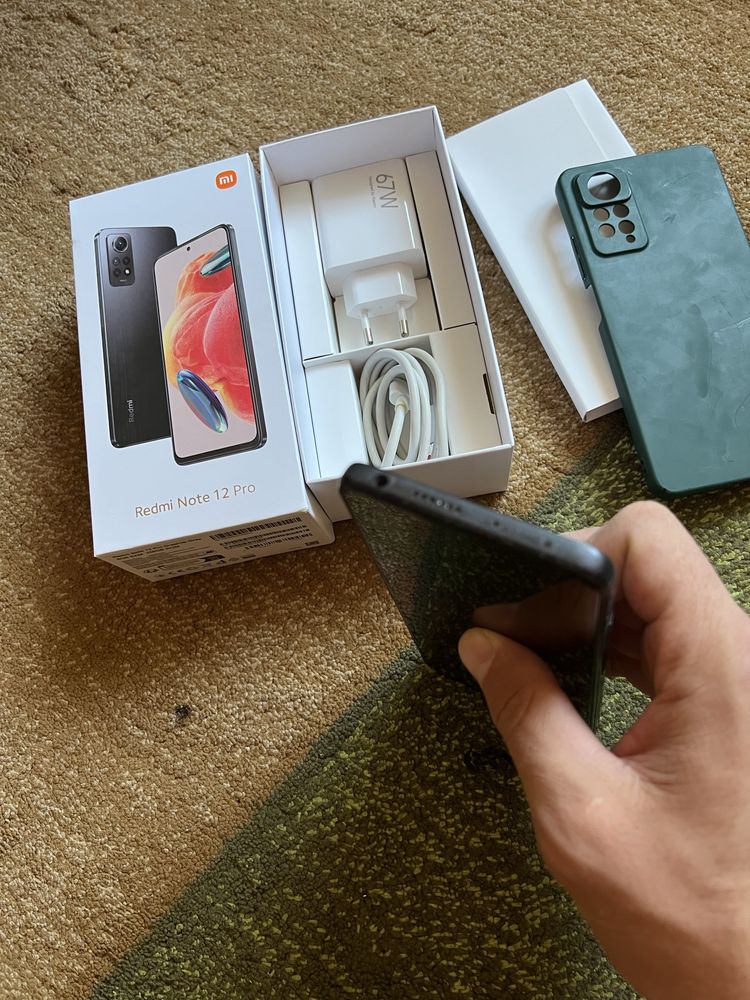 Redmi Note 12 Pro 256гб озу 12гб 67w адаптер полыный оригнал мощный
