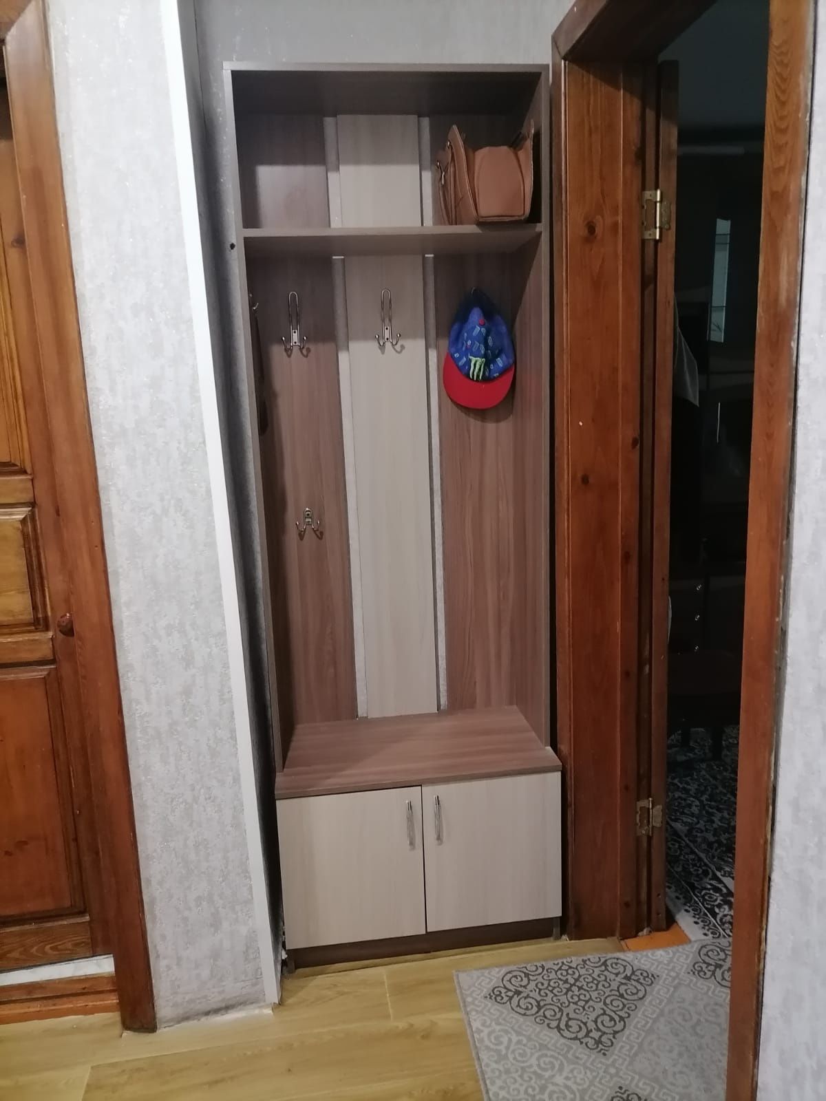 Продам двух комнатную квартиру