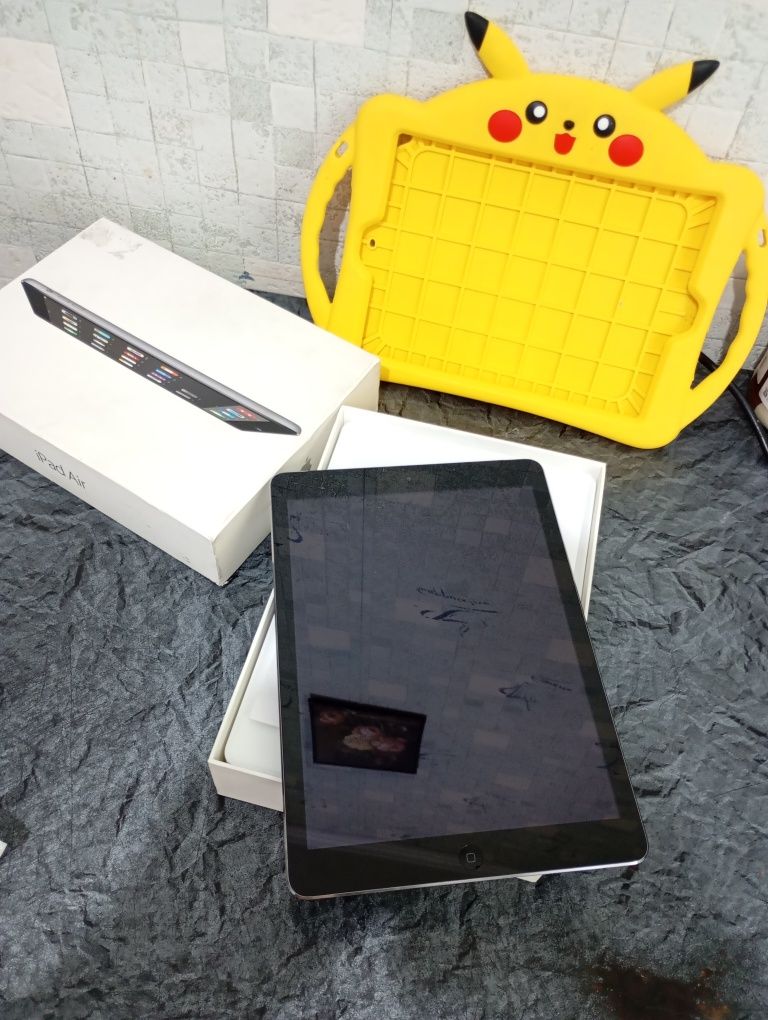 Продам apple iPad Air 16gb sim/wi-fi