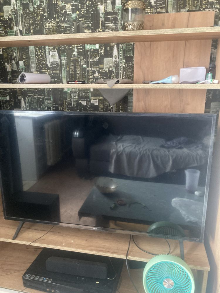 Продам телевизор lg как новый