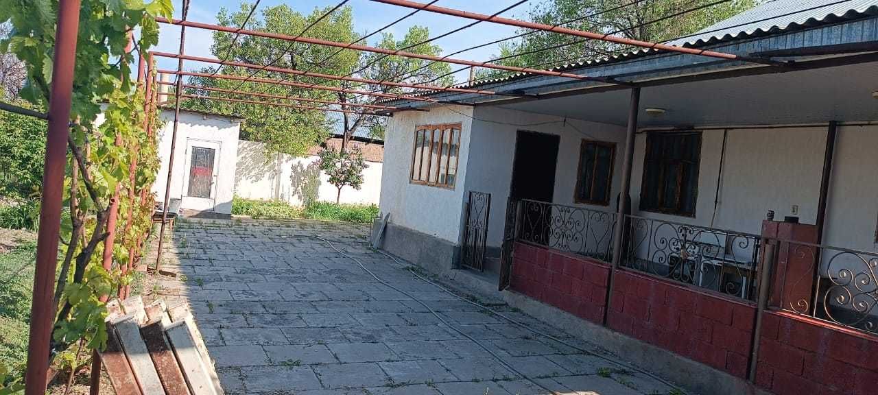 Сарыкемер ауылында тез арада үй сатылады,