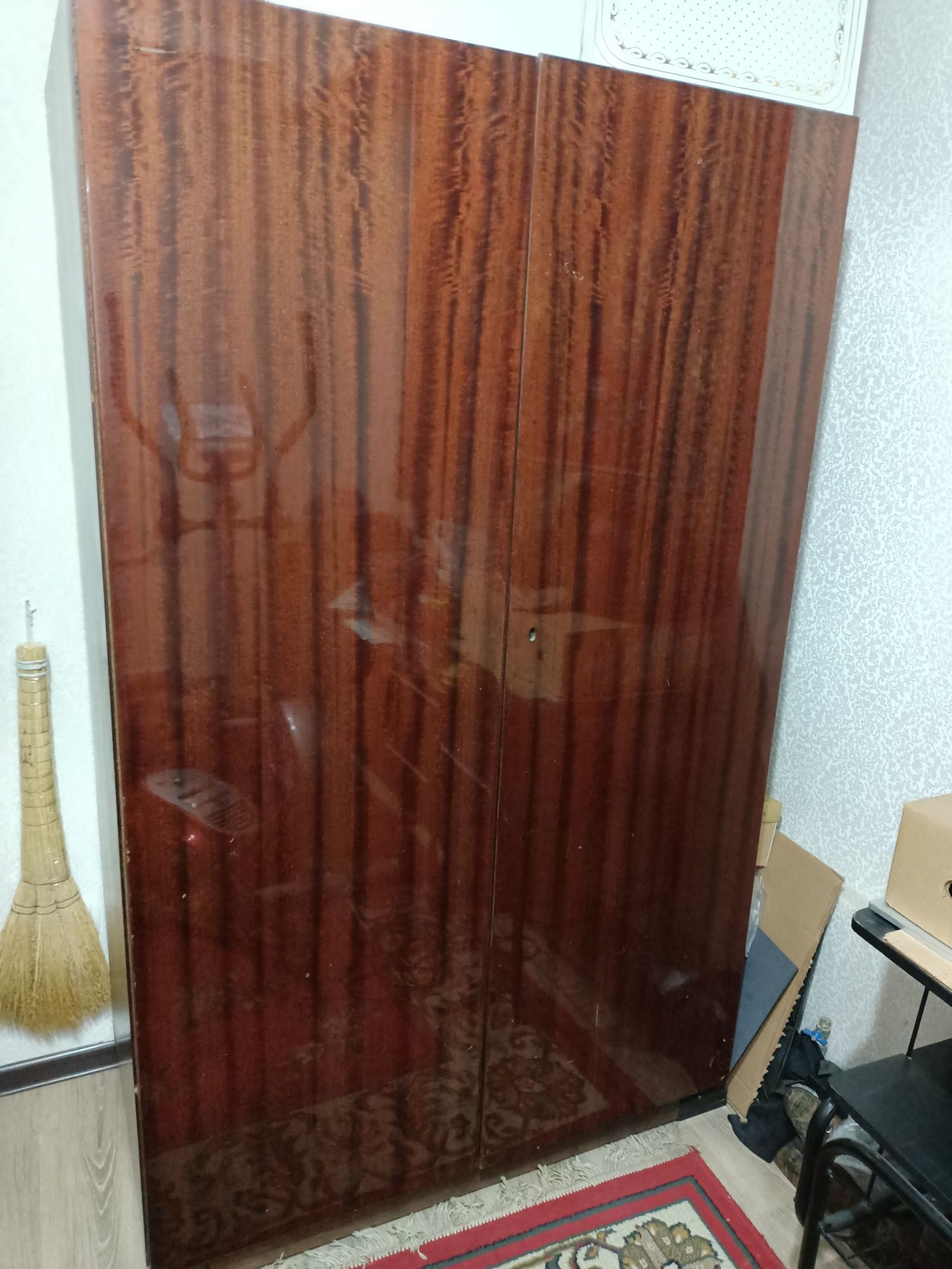 Продам шкаф для спальни