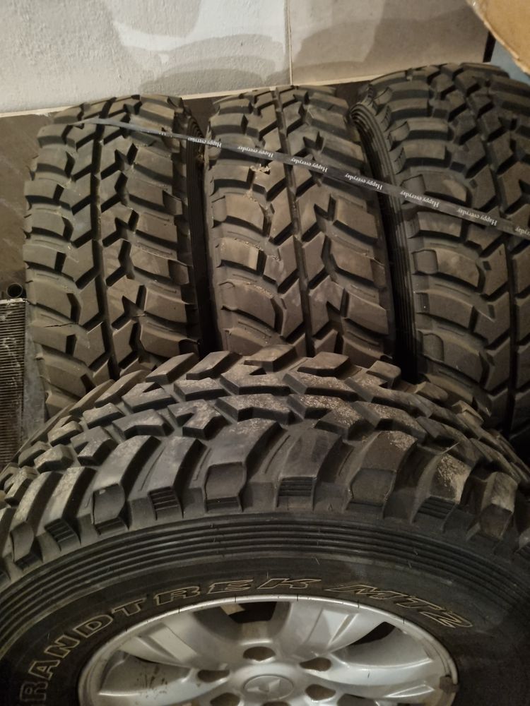 Продам колеса R 16/245/75