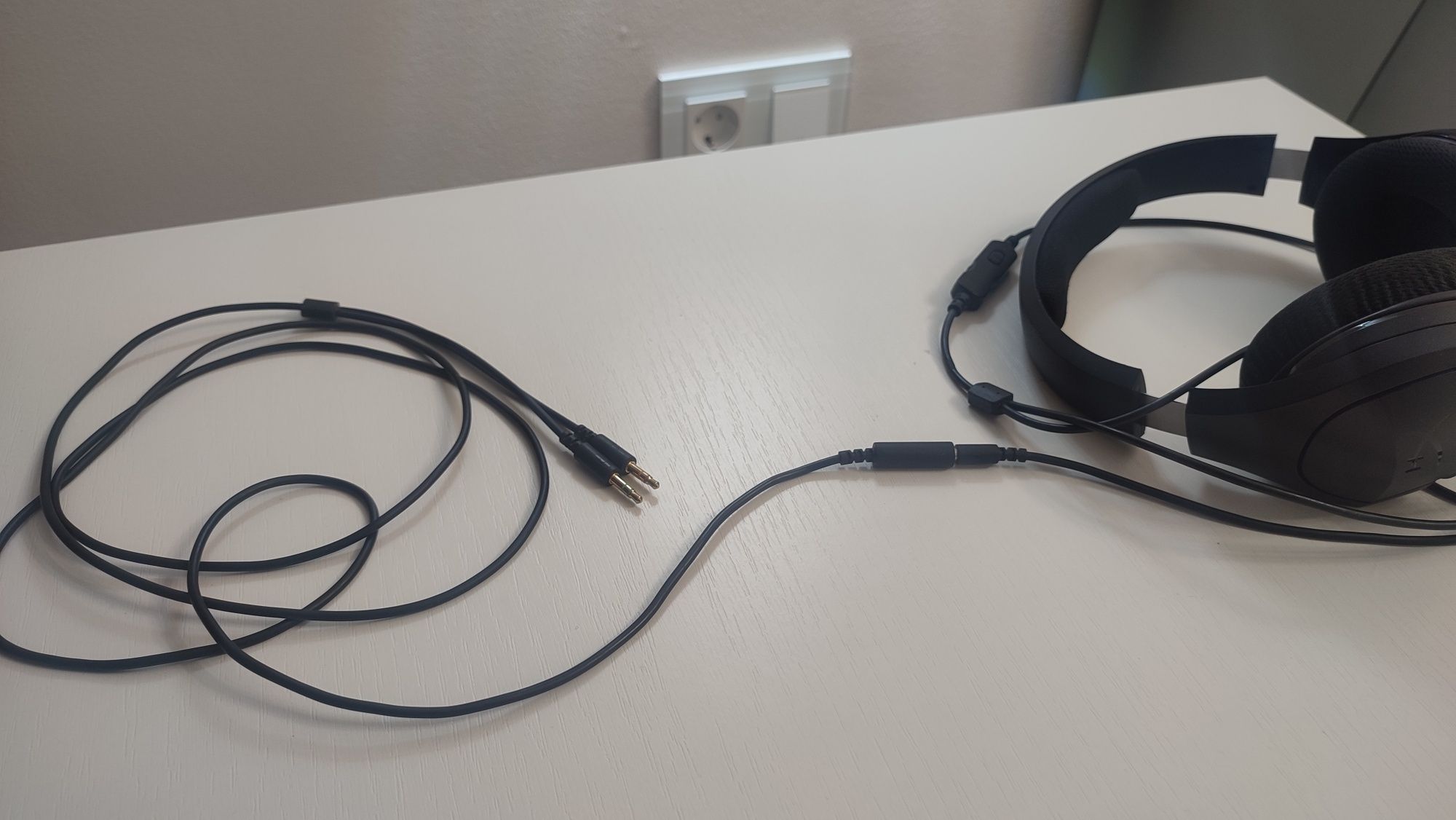 Продам игровые наушники HyperX Cloud Stinger