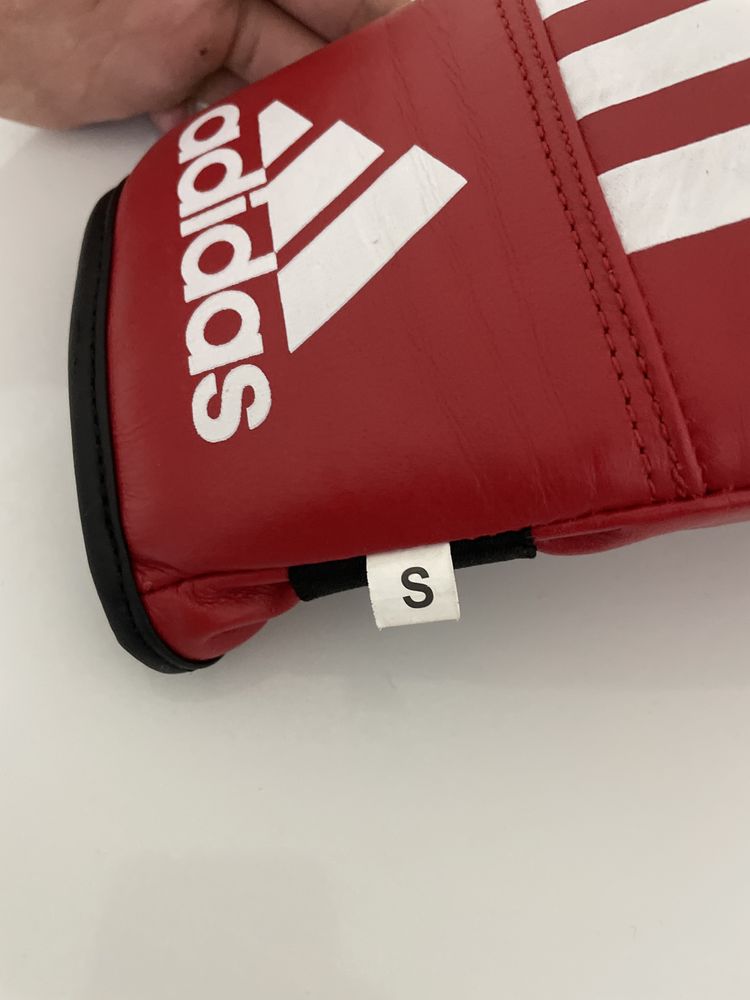 снарядные перчатки шингерты Adidas