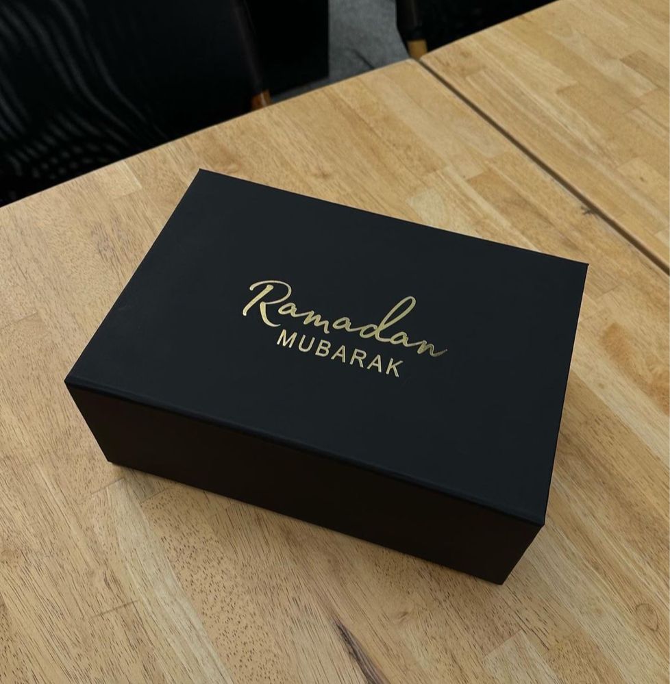 Изготовление коробок, упаковок, наклейк