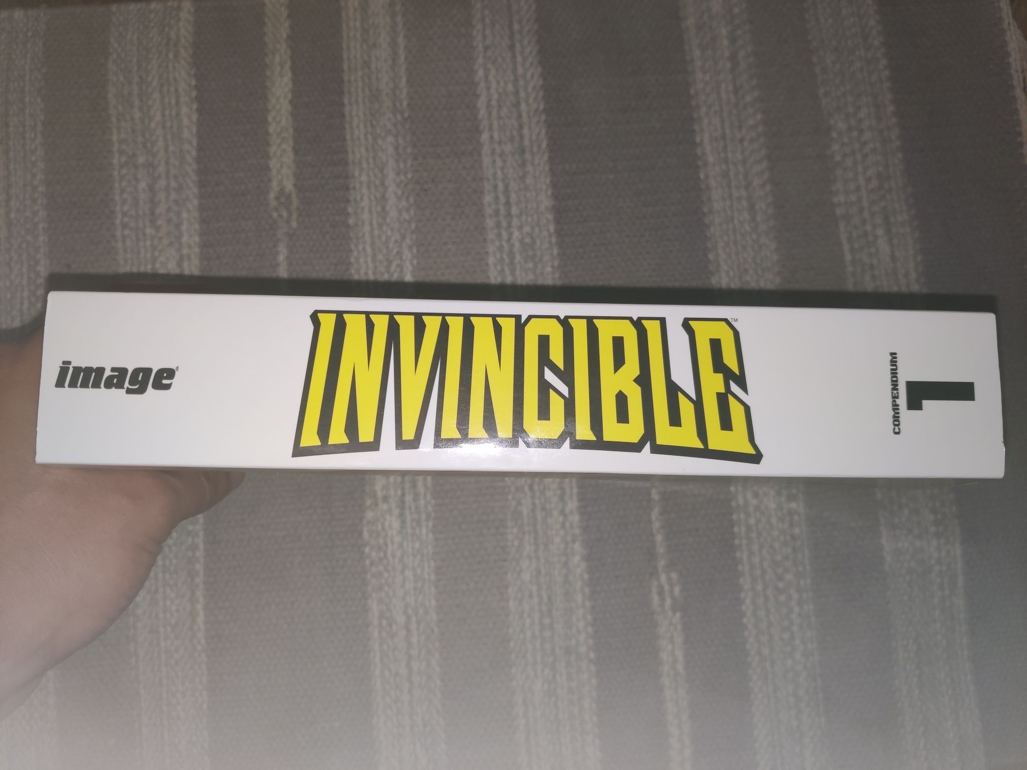 Invincible compendium one