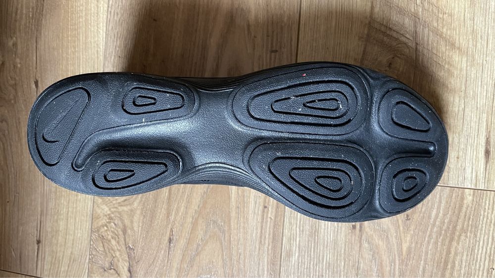 Продам кросовки Nike, оригинал