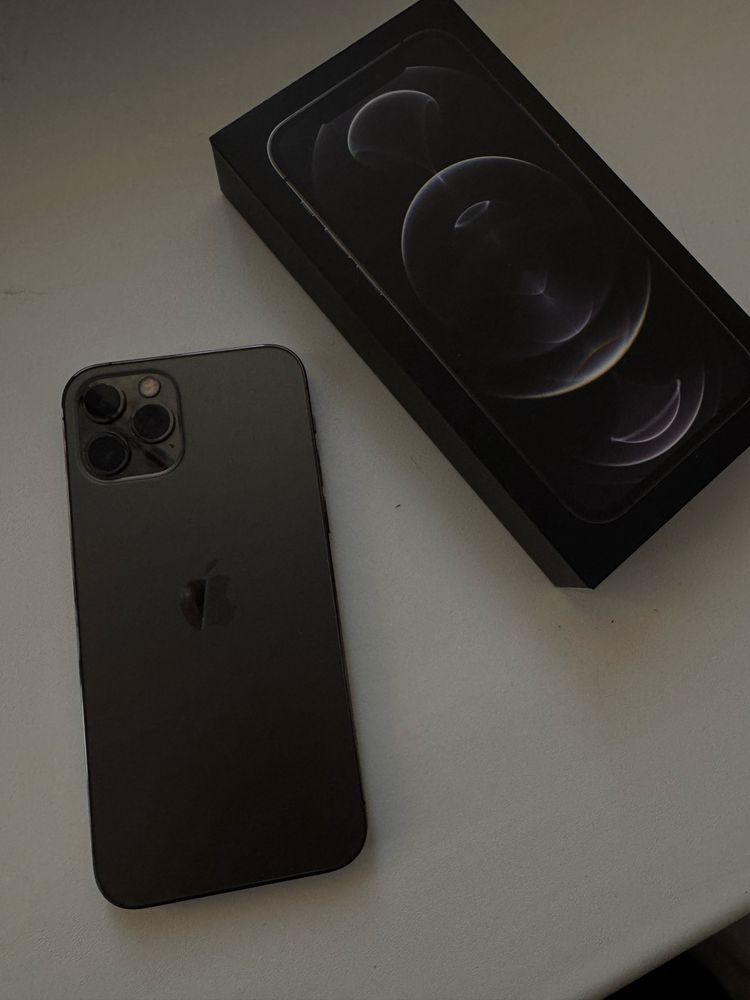 Продам iPhone 12 Pro 256 ГБ в отличном состоянии!