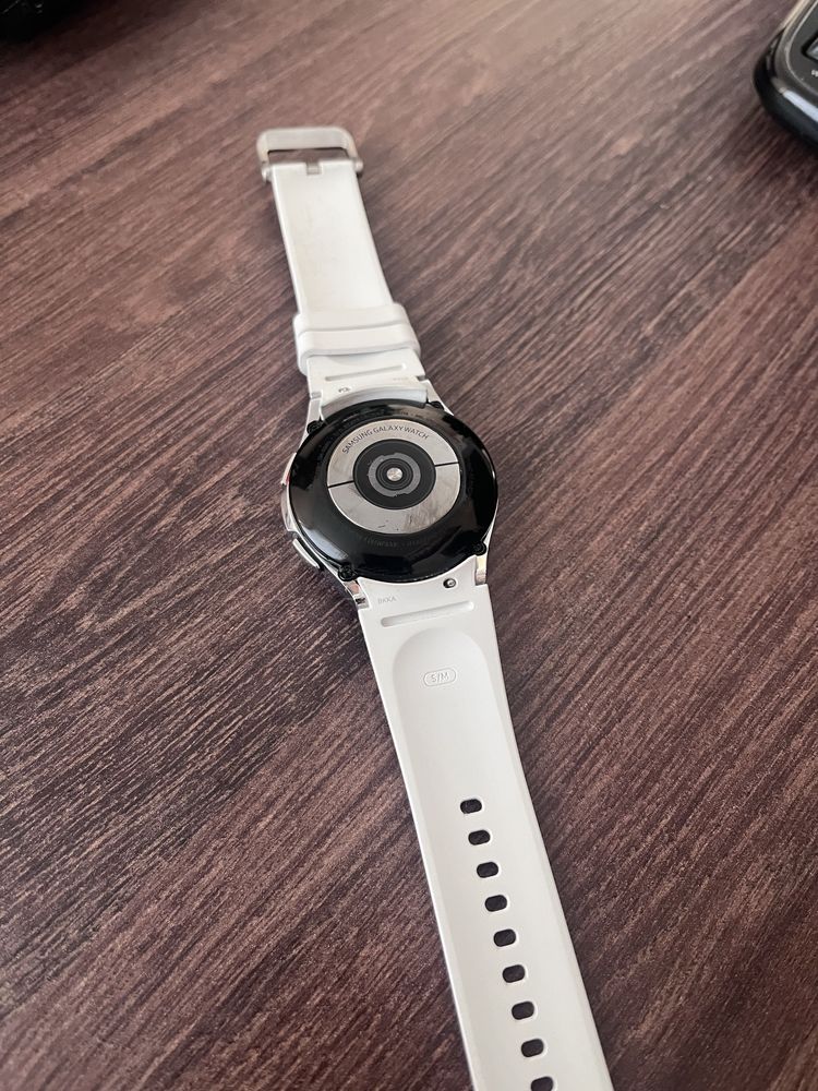 Galaxy Watch 4 classic (42 mm)