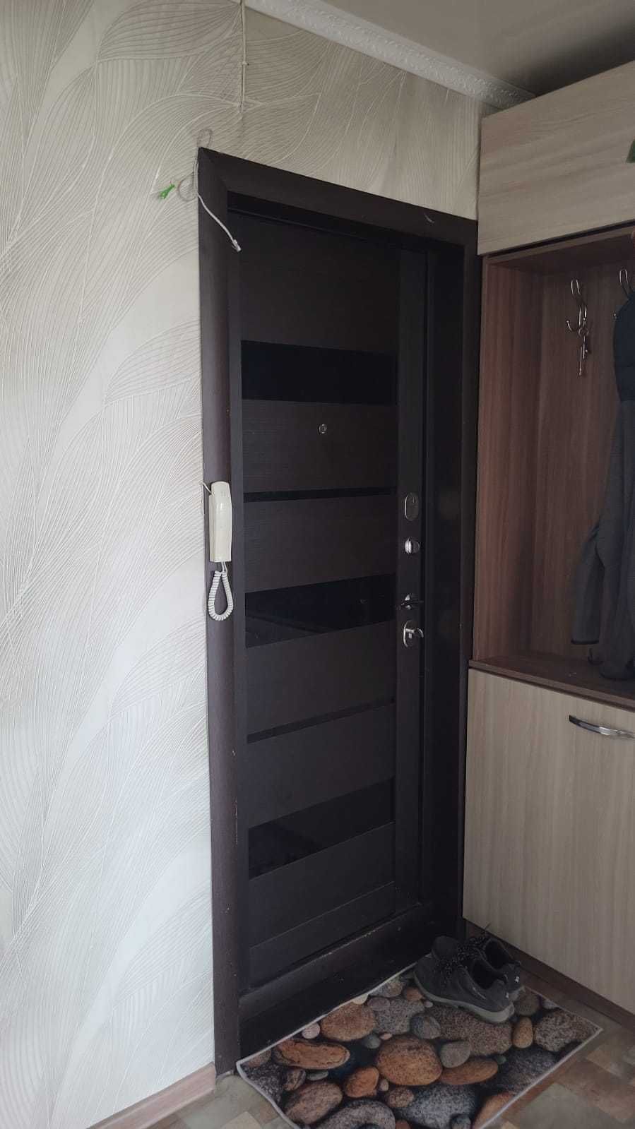 Продам 2к кв с хорошим ремонтом р-н УЮТ!!