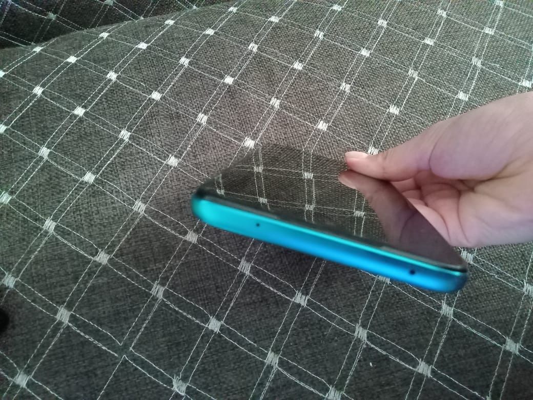 ПРОДАМ Redmi Note 9S