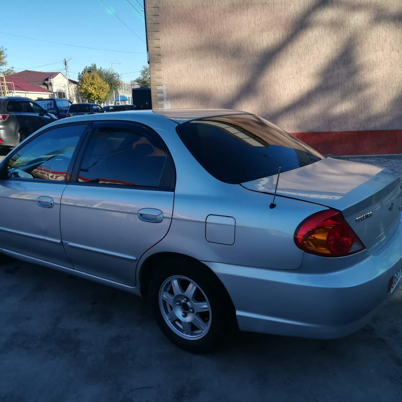 Автомобилт Киа спектра