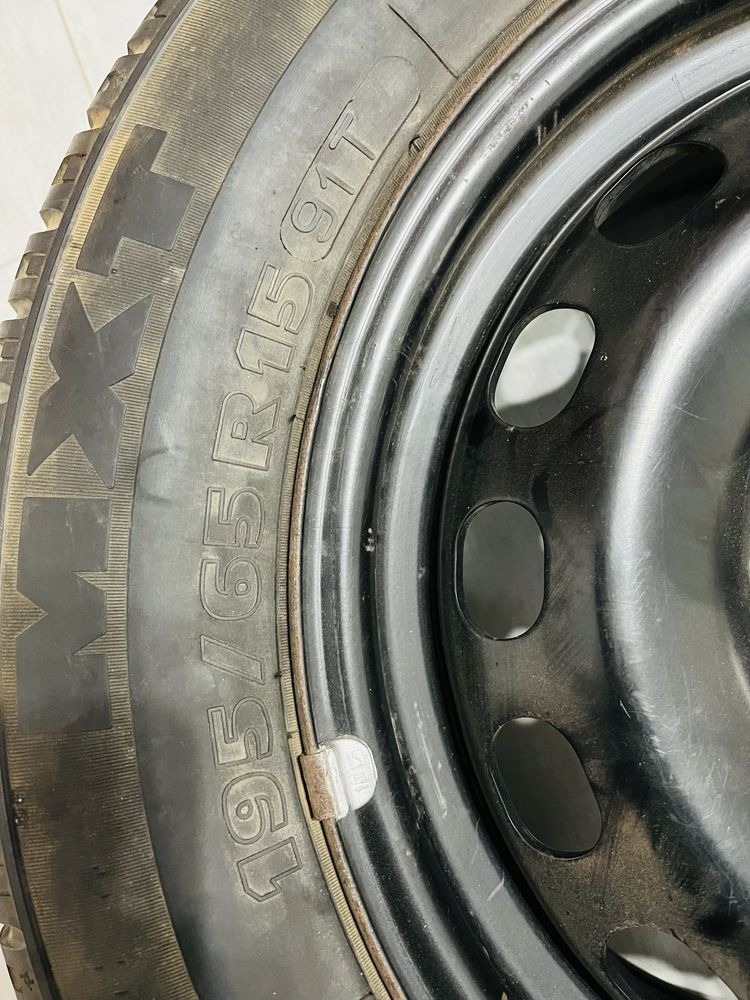 Продам Michelin одно летнее колесо в сборе 195/65/R15