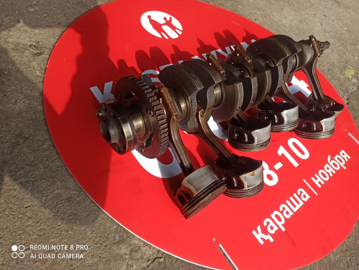 Коленвал шатуны поршня комплект 2.5 бмв