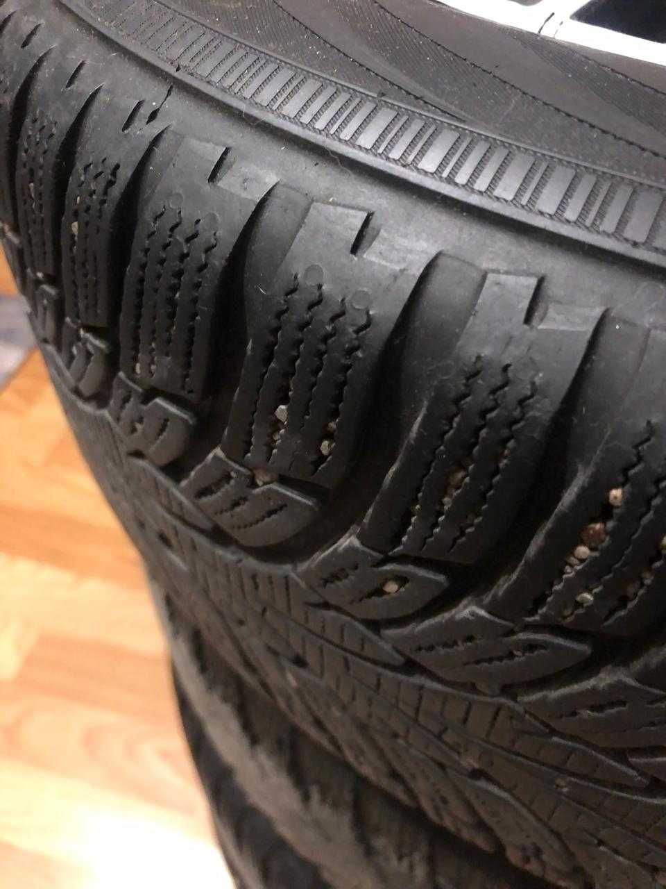Продам диски с шинами
