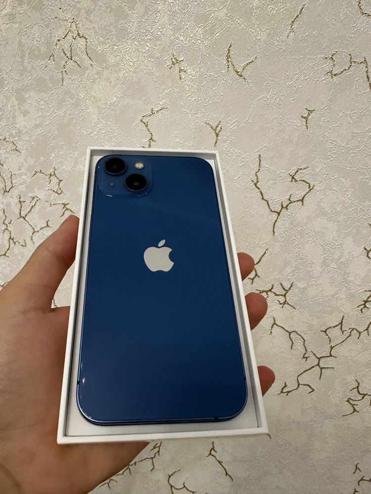 Iphone 13, 70% akb