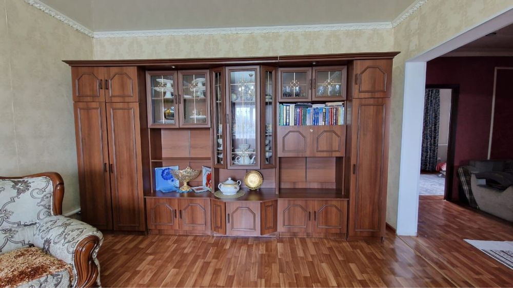 Шкаф, в хорошем состоянии, звоните