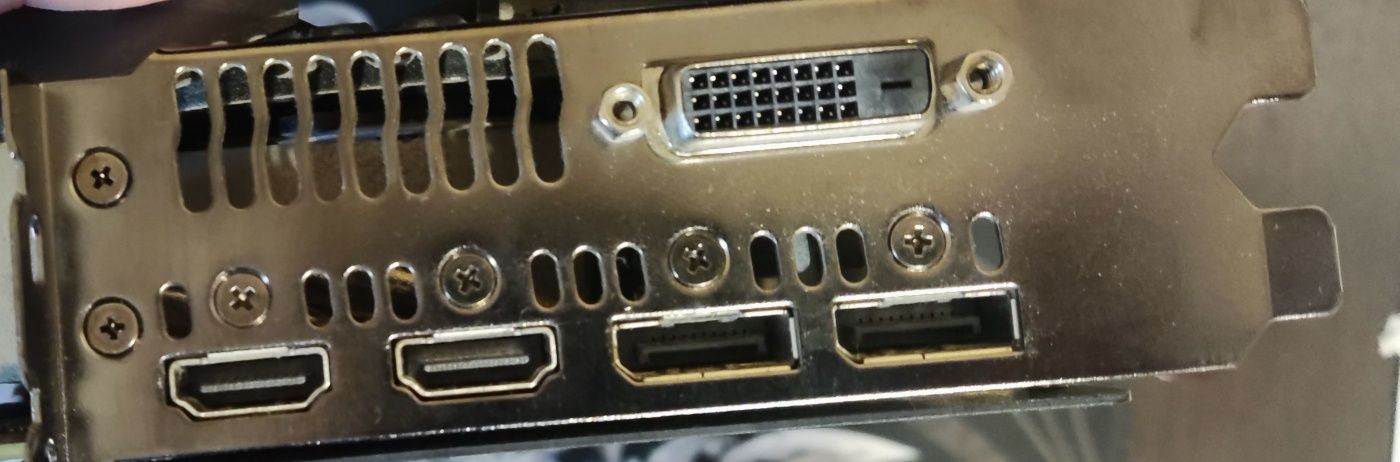 GTX 1070 TI в отличном состоянии (торг уместен) (самовывоз)