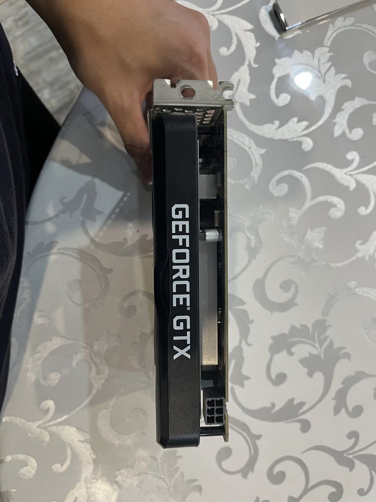 Продаю видеокарту gtx 1650