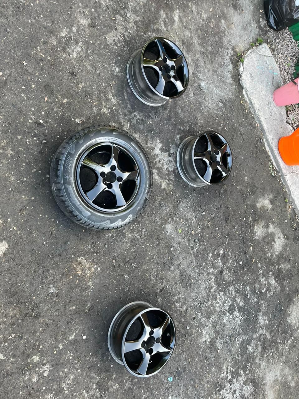 Продам диски комплект