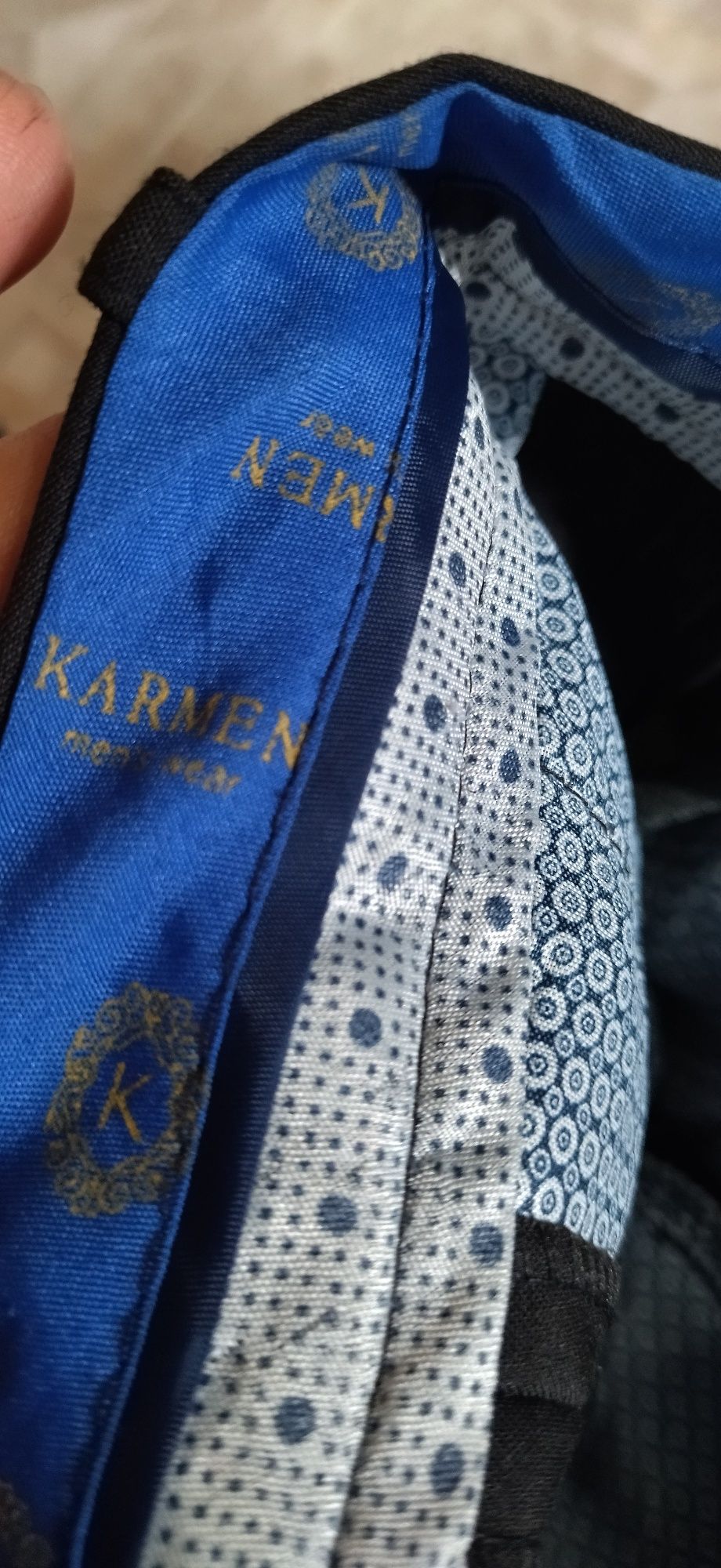 Продам БРЮКИ для мальчика, чёрные. В ХОРОШЕМ состоянии. На возраст 7-9