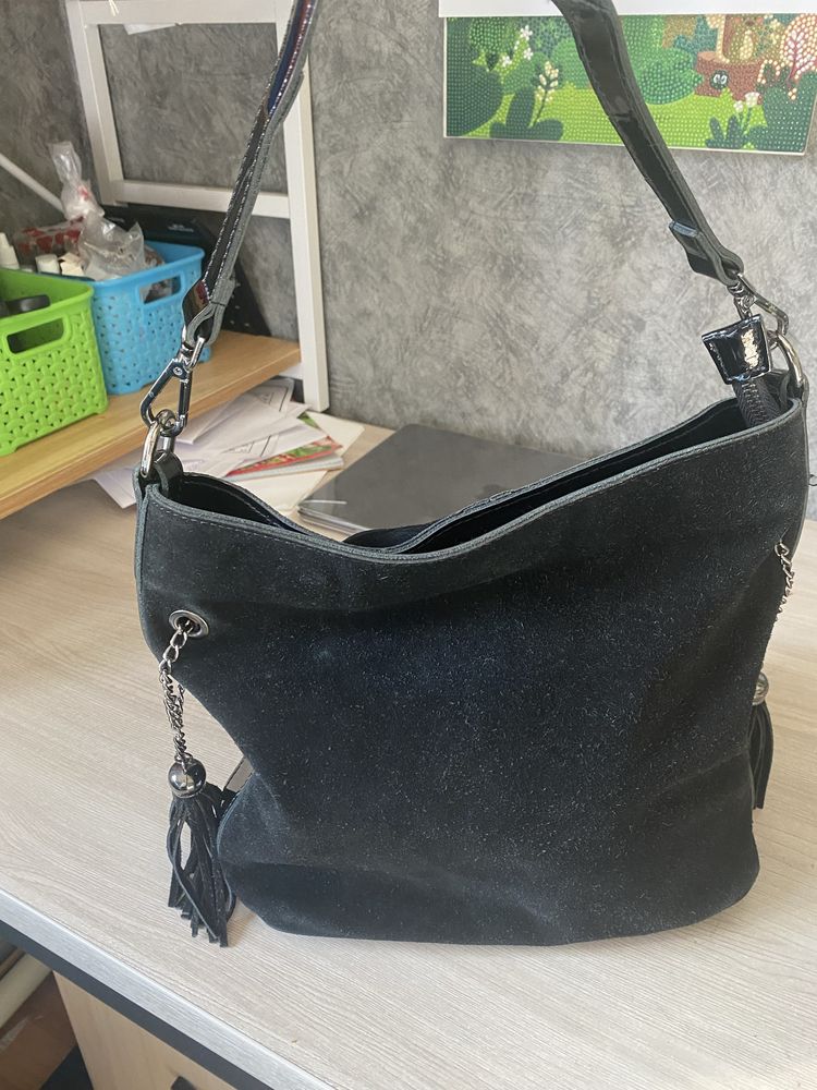 Продам замшевую сумку