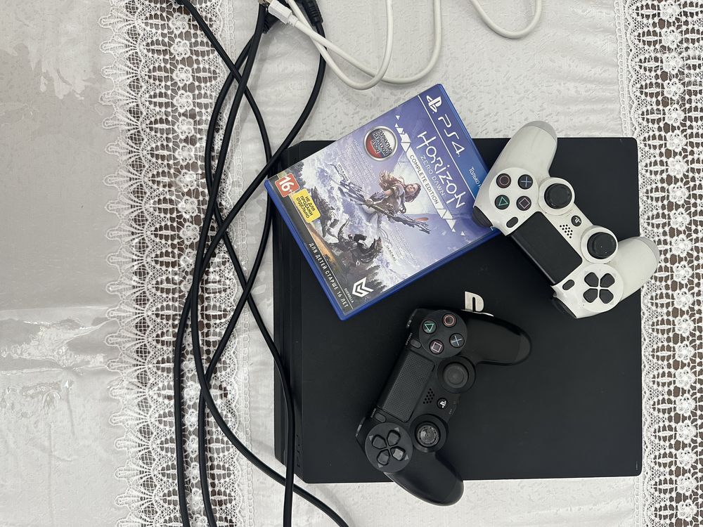 Play station 4 pro