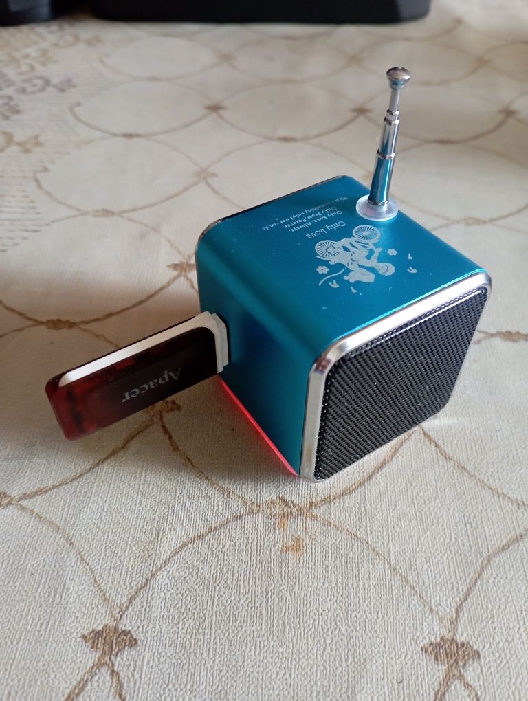Портативный Bluetooth динамик.