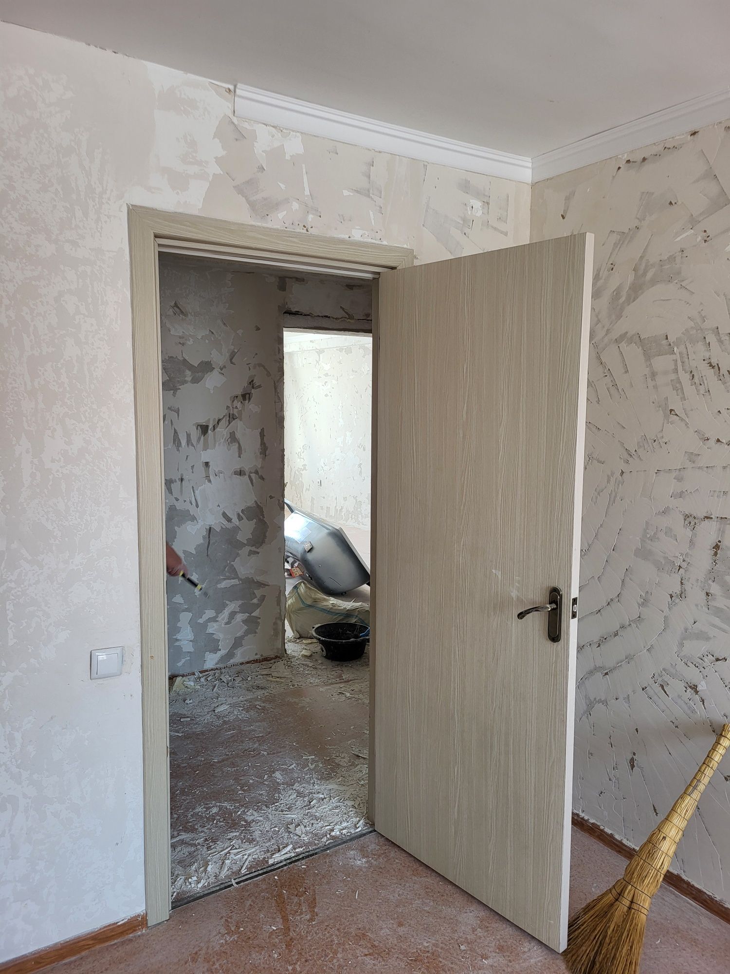 Продается межкомнатные двери