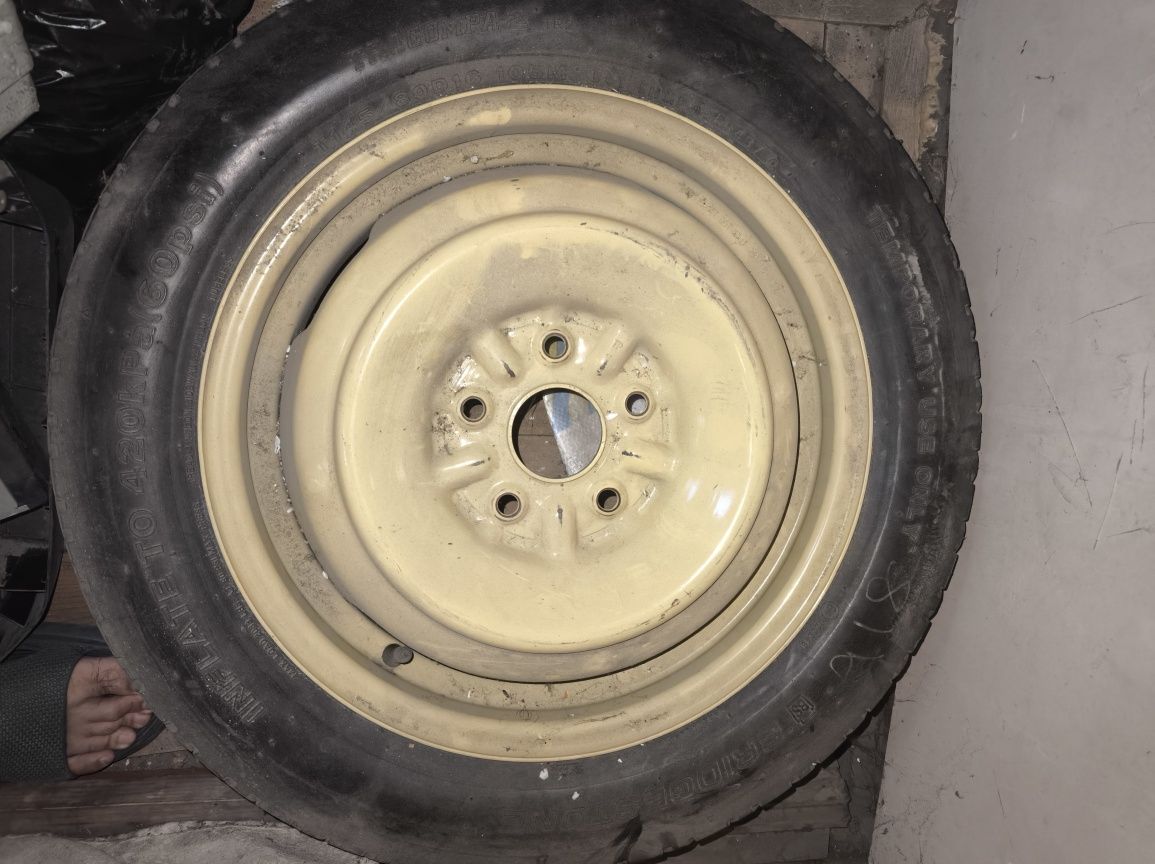 Продам Запаску р16