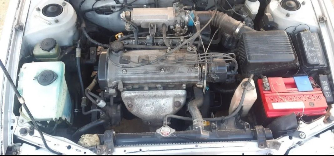 Toyota Corolla 1.3 бензин. Сигнализация starling 91. Парктроник