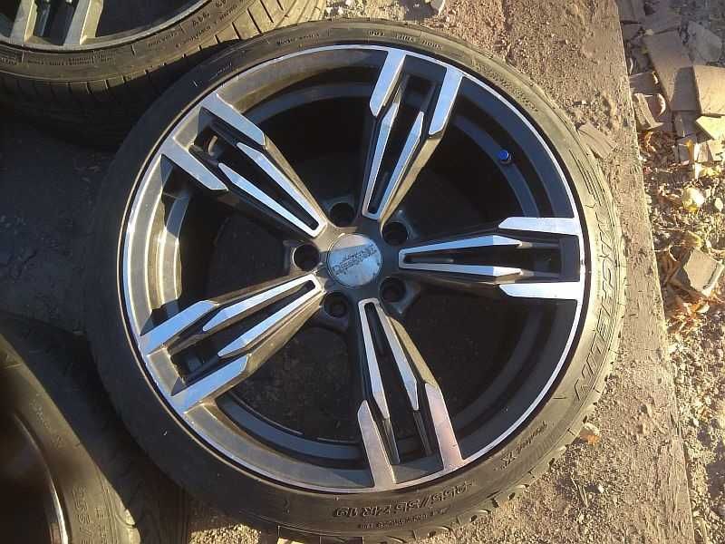Продам легкосплавные разноширокие диски на автомашину "BMW"