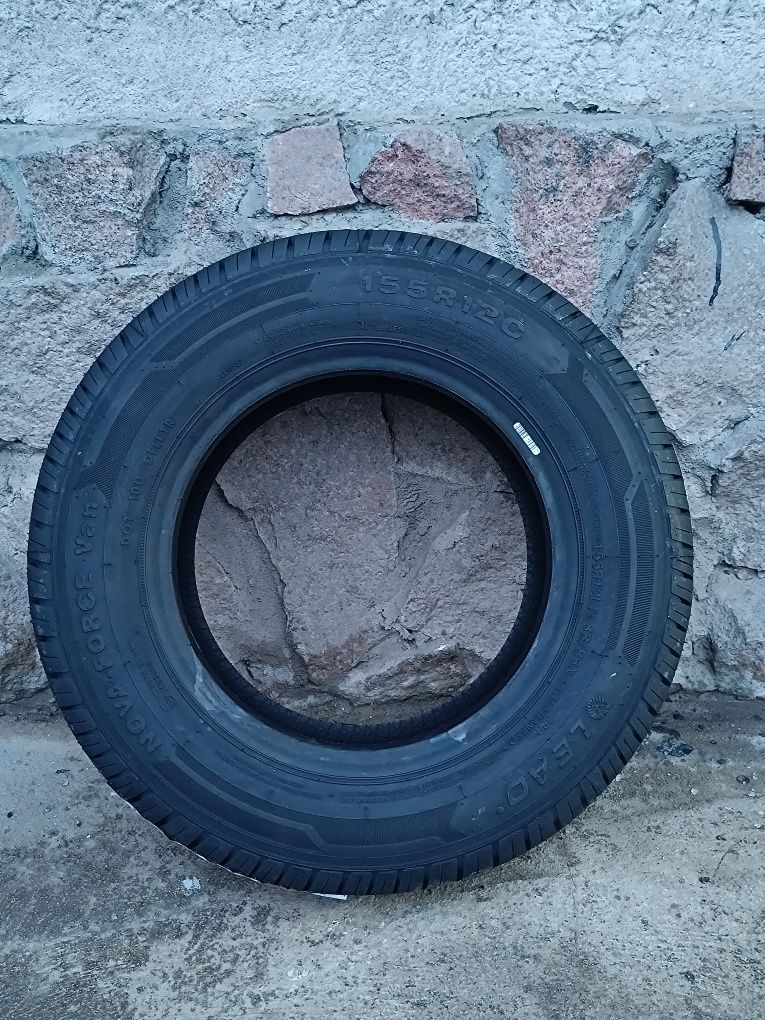 155R12C  LEAO  VAN
