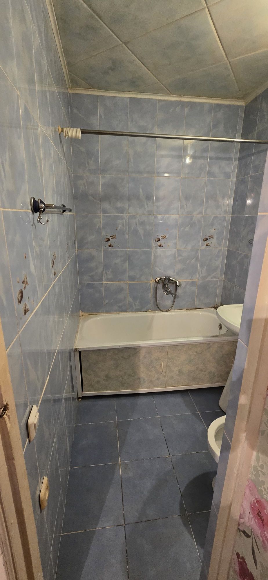 Продам 2-х комнатную Горняков 45