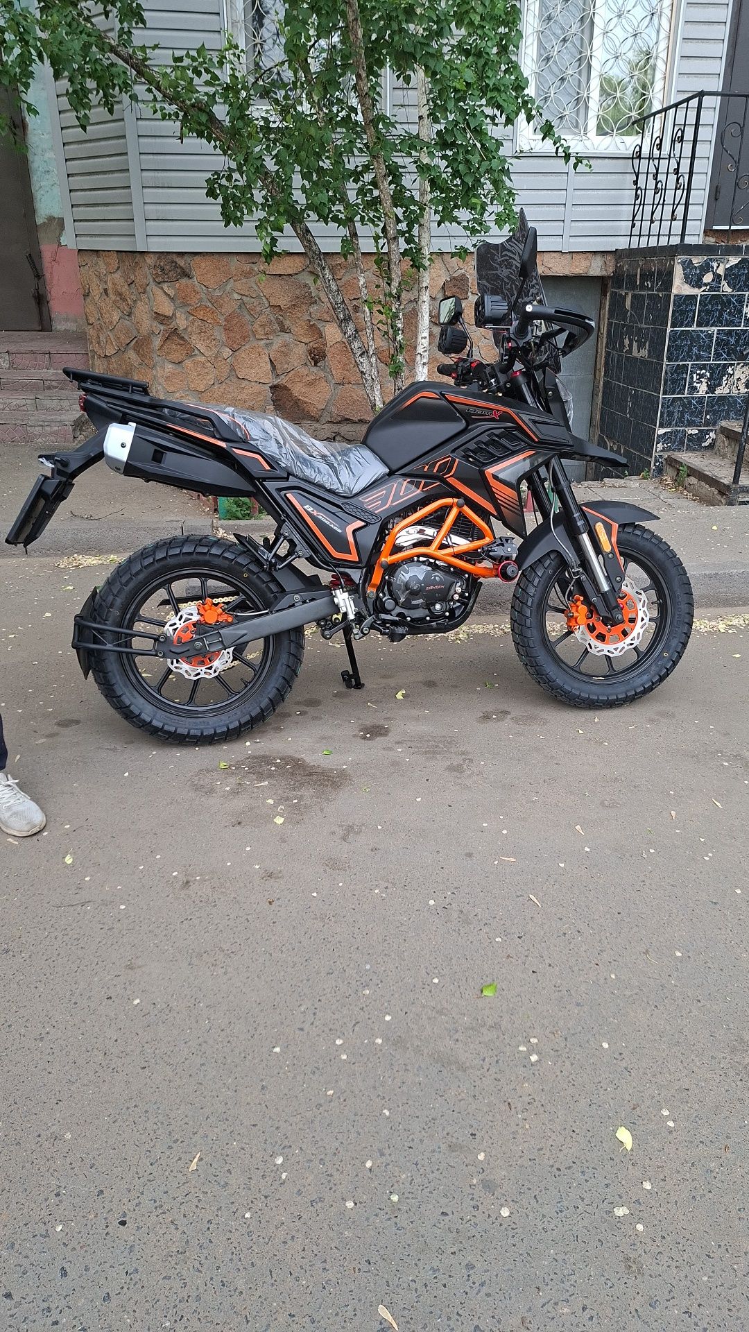 Мотоцикл 300 куб