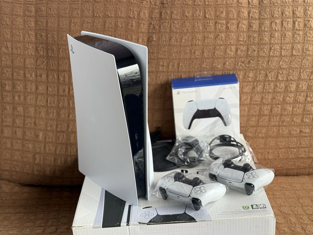 НОВЫЙ Sony PlayStation 5 825GB +DualSense /коробка документы ps 5