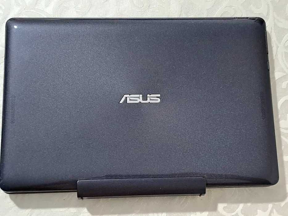Продается трансформер 2в1 планшет-нетбук Asus/ОЗУ2Gb/SSD64Gb/
