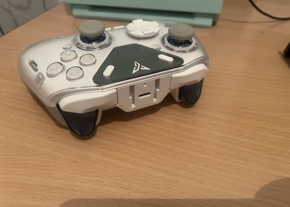 Apex 4 геймпад на пк
