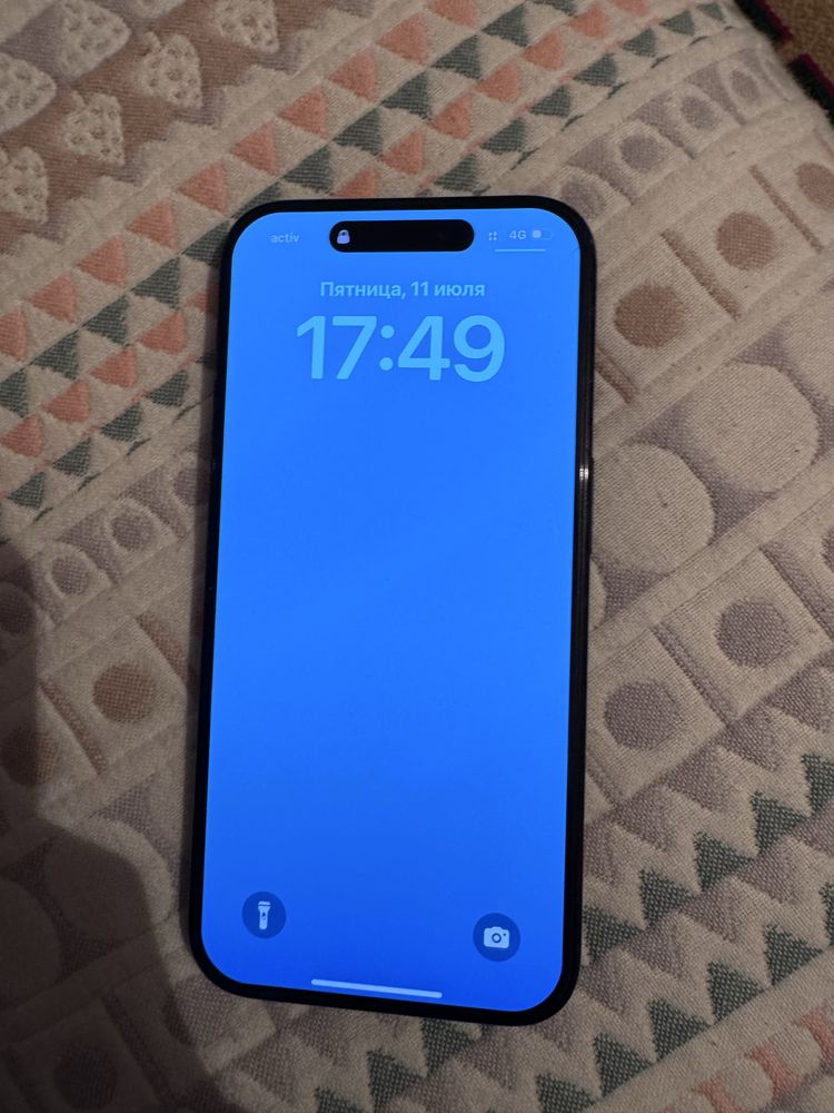 iPhone 15 Pro 256 ГБ — как новый! ниче не менялось торг есть!