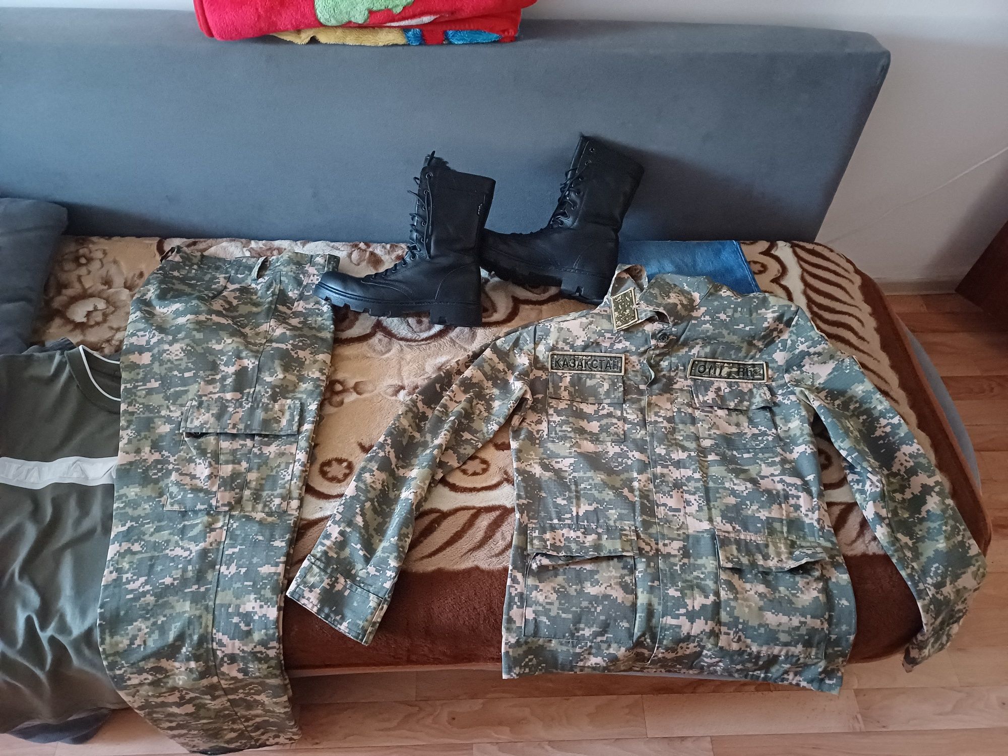 Продам форму военную, на военную кафедру