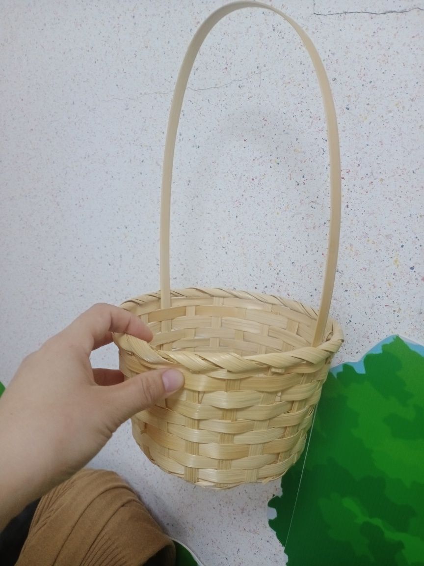 Продам корзину для цветы и фруктов