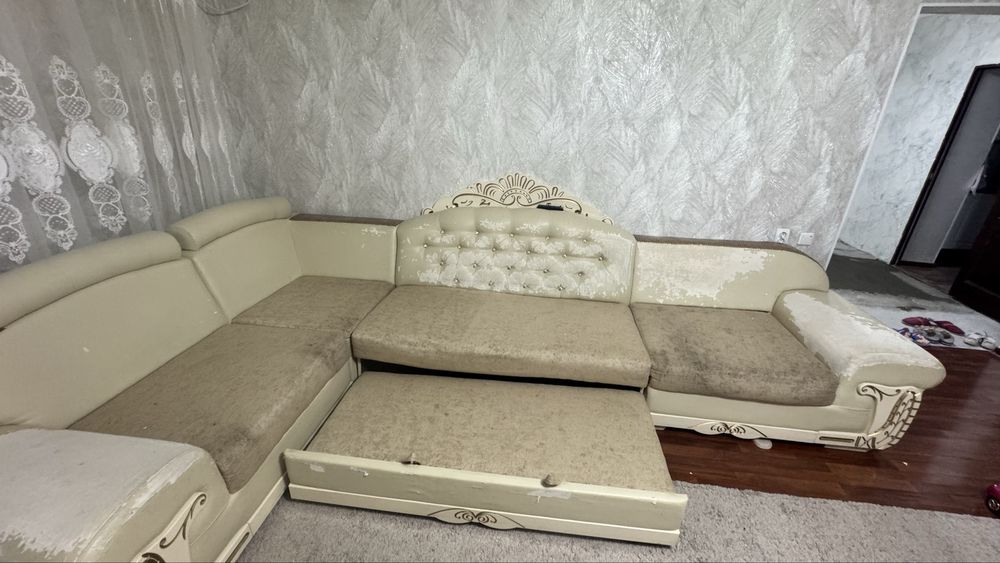 Мягкий диван угловой
