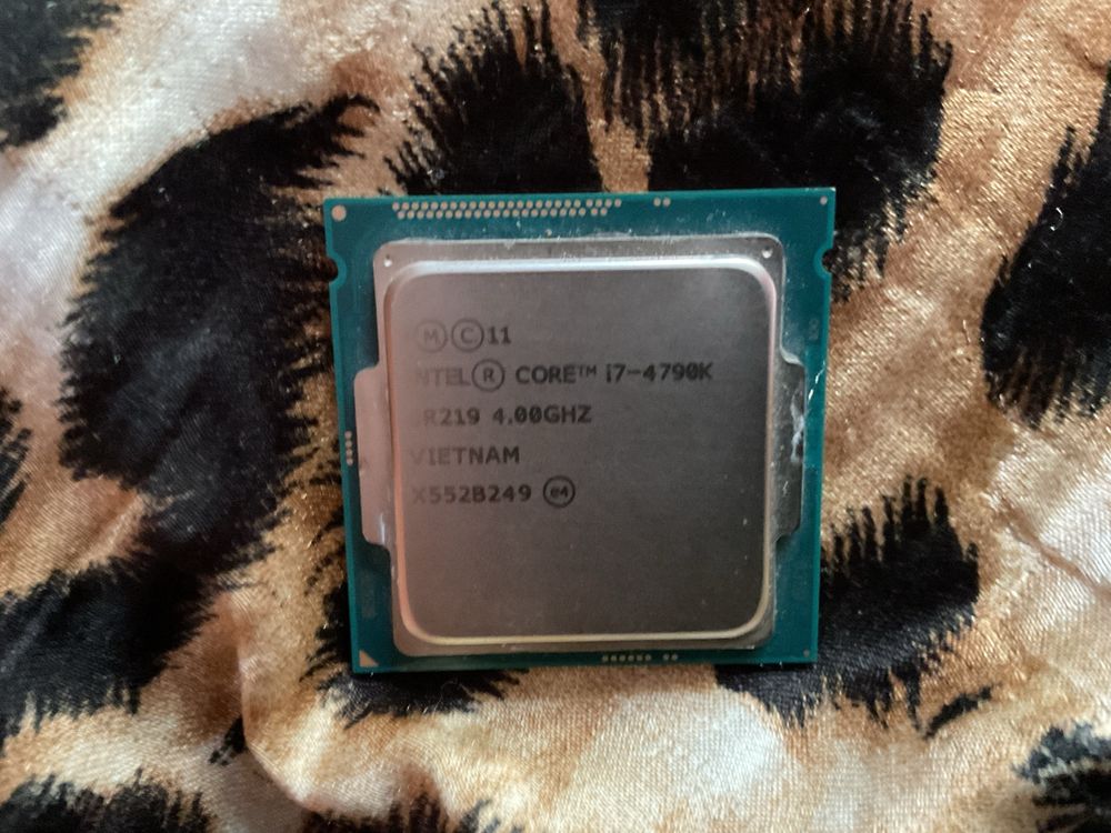 Intel Core i7-4790K | 4 ядра / 8 потоков | 4.0–4.4 GHz | LGA 1150