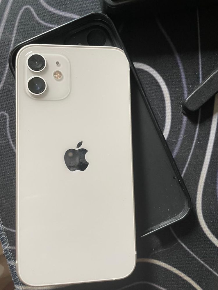Iphone 12 samsung s21fe.  Sam a41 vivo y21