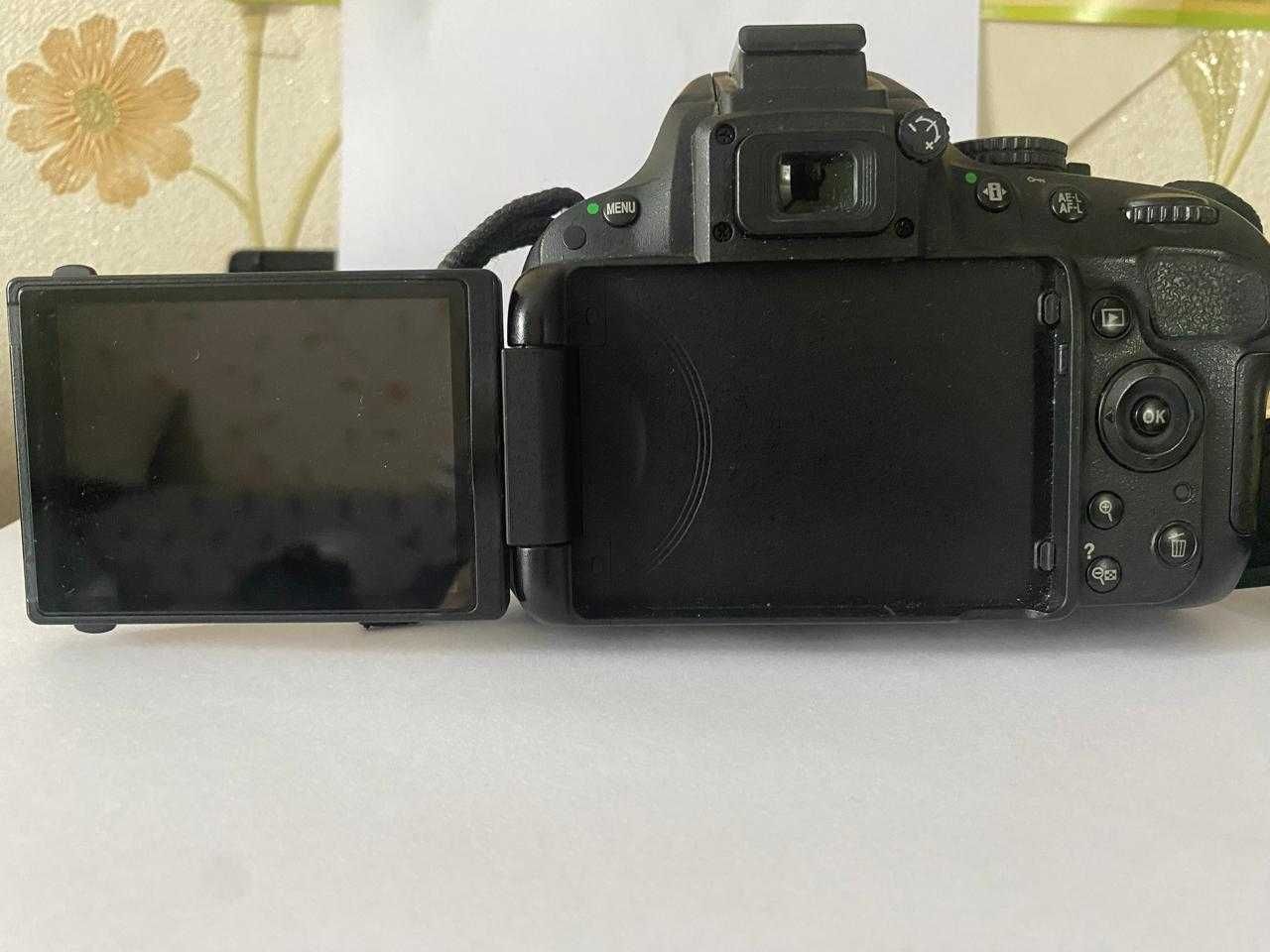Продам зеркальный фотоаппарат Nikon D5100