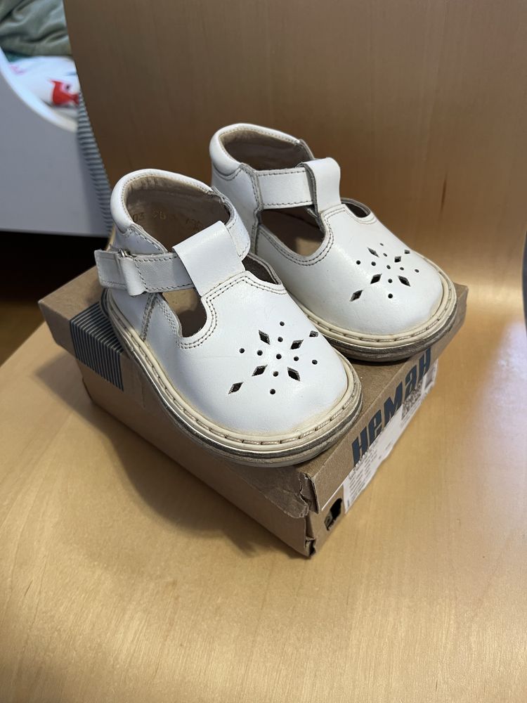 Сандали детские