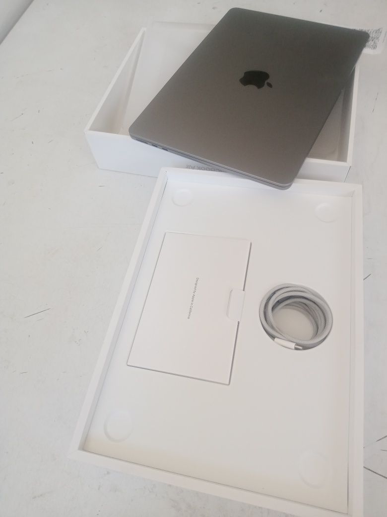 MacBook Air 13 ноутбук