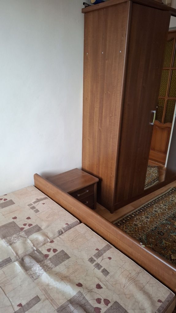 Продапродается спальнвй гарнитур